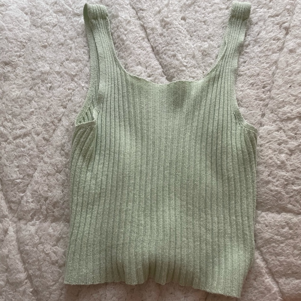 Brandy green adorable tank!